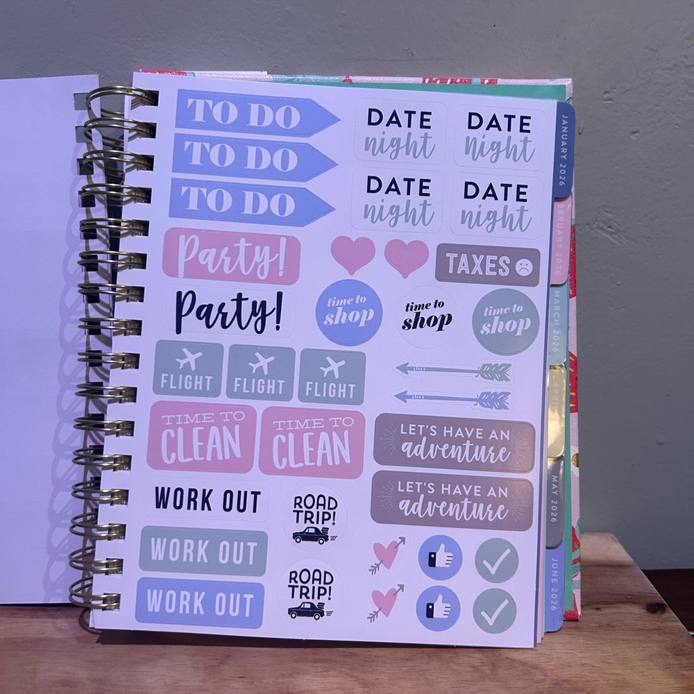 2026 Eccolo Pink Strawberry 12 Month Weekly And Monthly Spiral Bound Planner NEW - Picture 13 of 14
